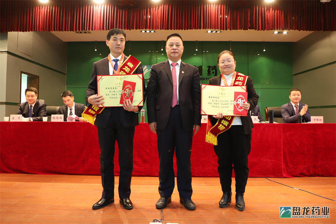 1693208122.jpg 10216353.jpg