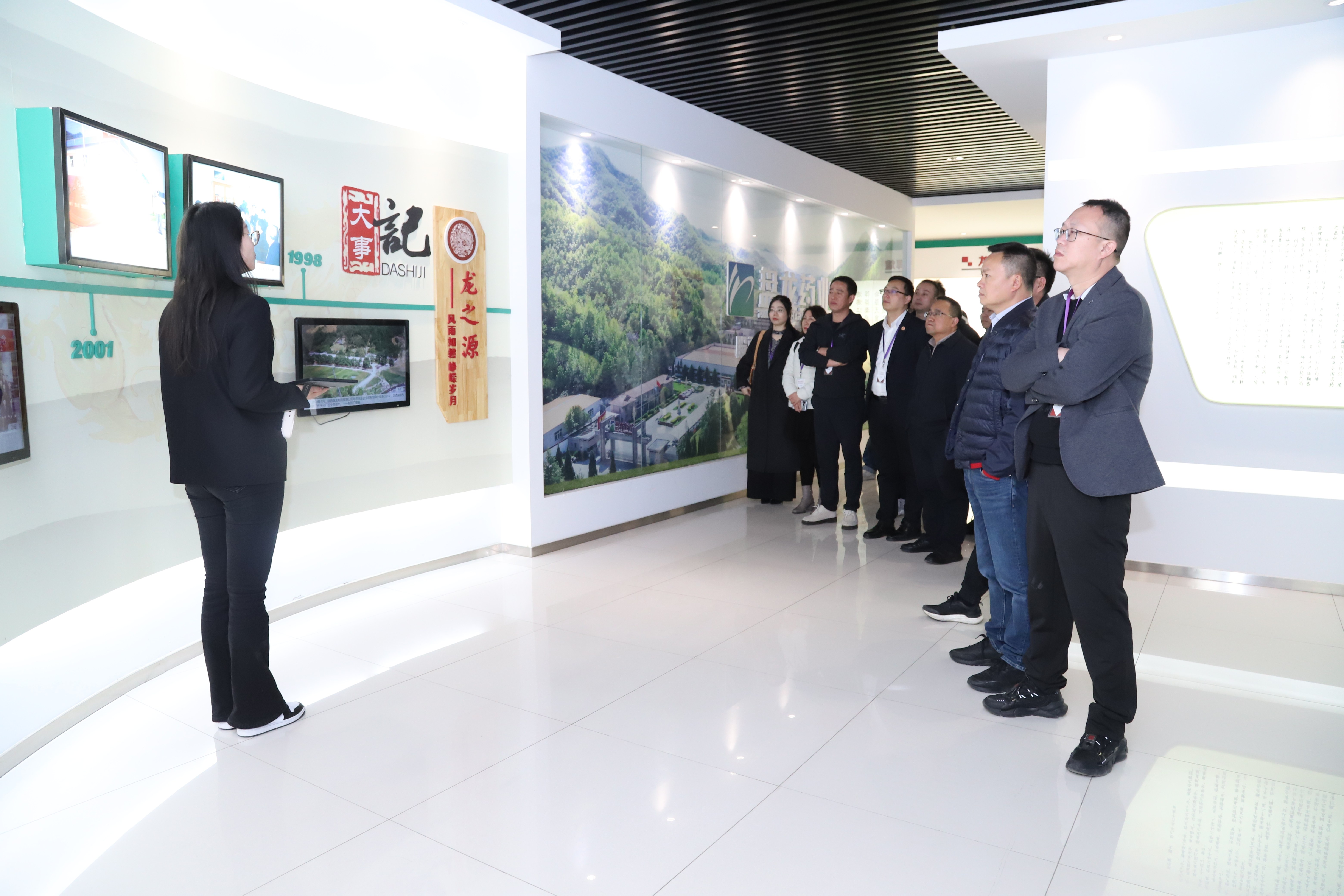 1766643793.jpg 2.JPG