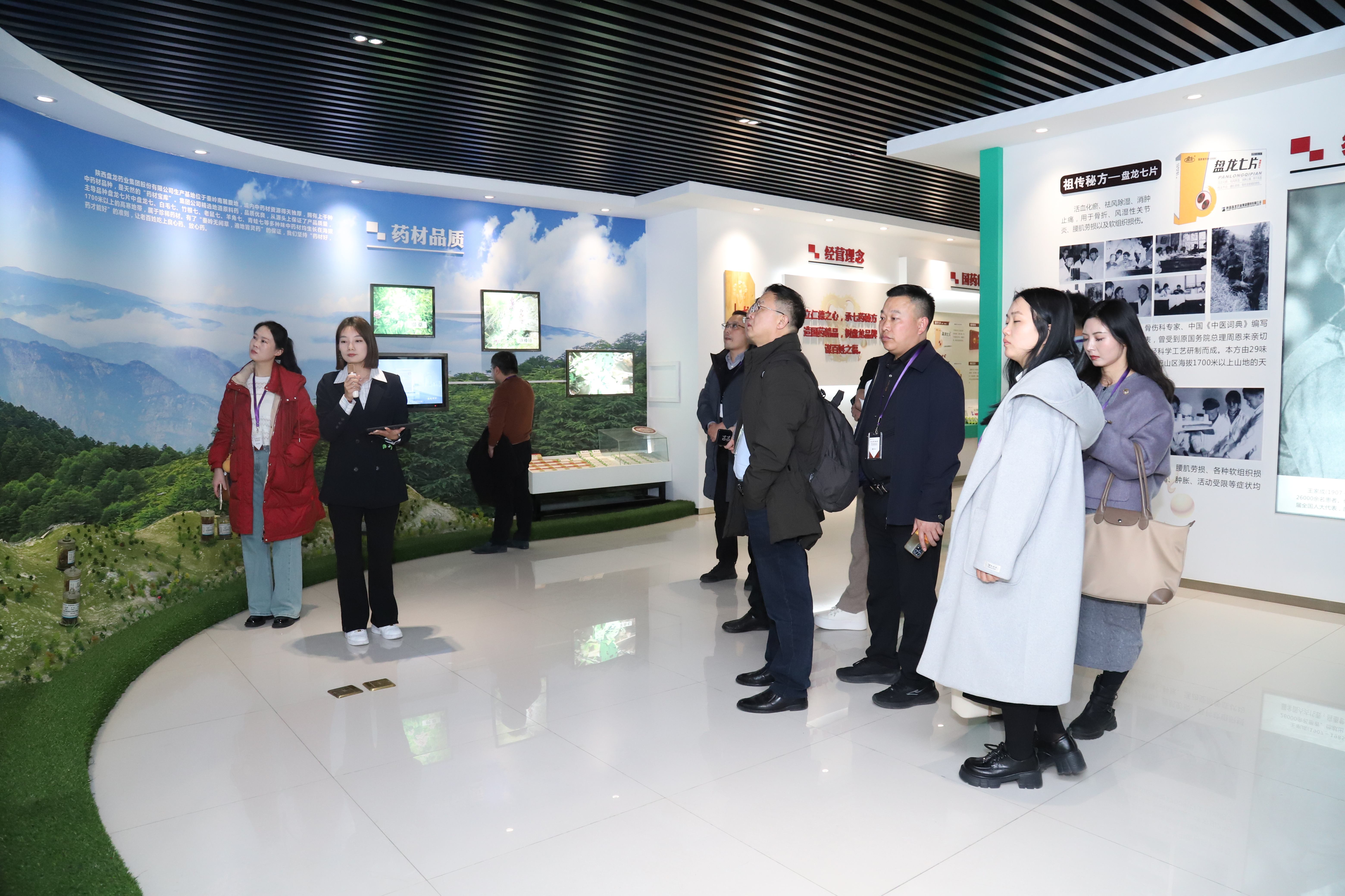 1766643798.jpg 3.JPG